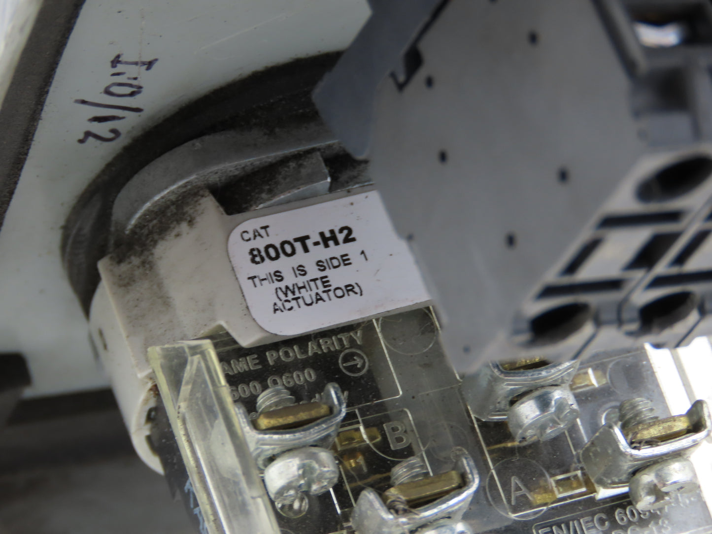 Hoffman E5PBG Pushbutton Electrical Enclosure 5 Hole 22/30mm Pushbutton E-Stop