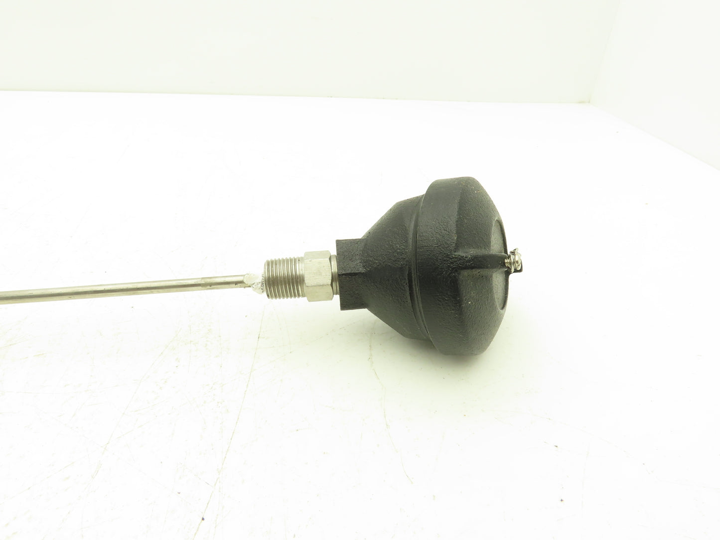 Temperature Transmitter Thermocouple 24" Probe 1/2"npt with Protection Head