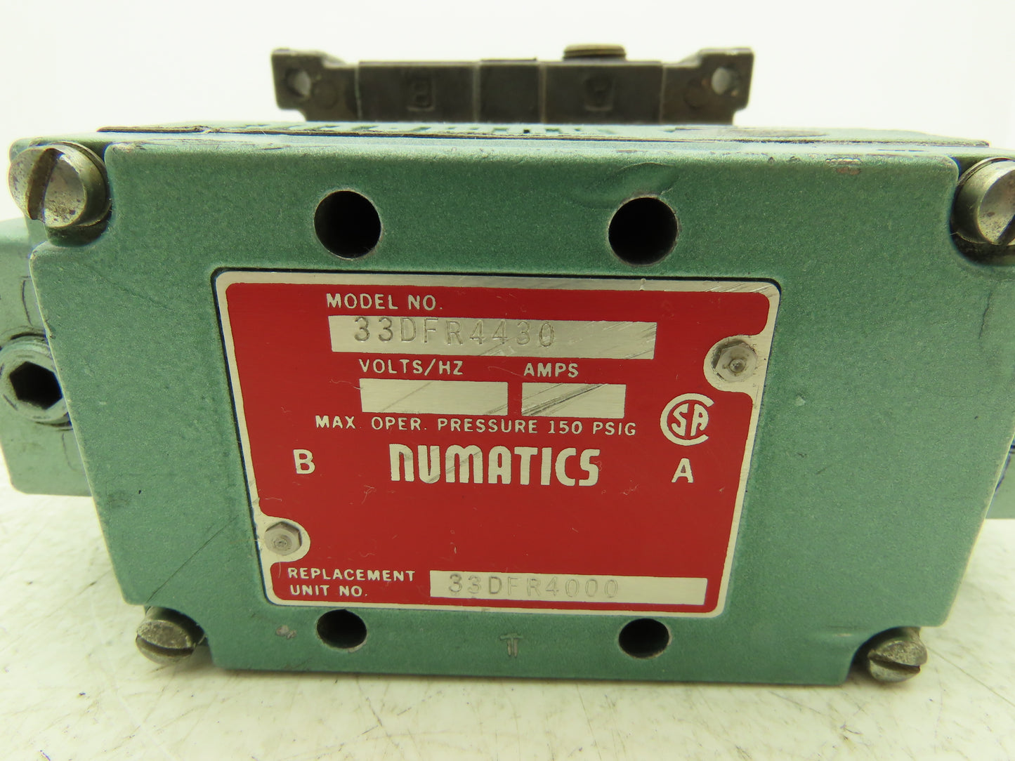 Numatics 33DFR4430 Pneumatic Air Detented Valve/Manifold Assembly