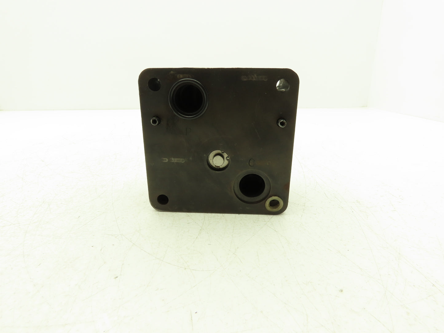 Vickers FG 03 28 22 Hydraulic Flow Control Valve Eaton Keyed- Key Missing