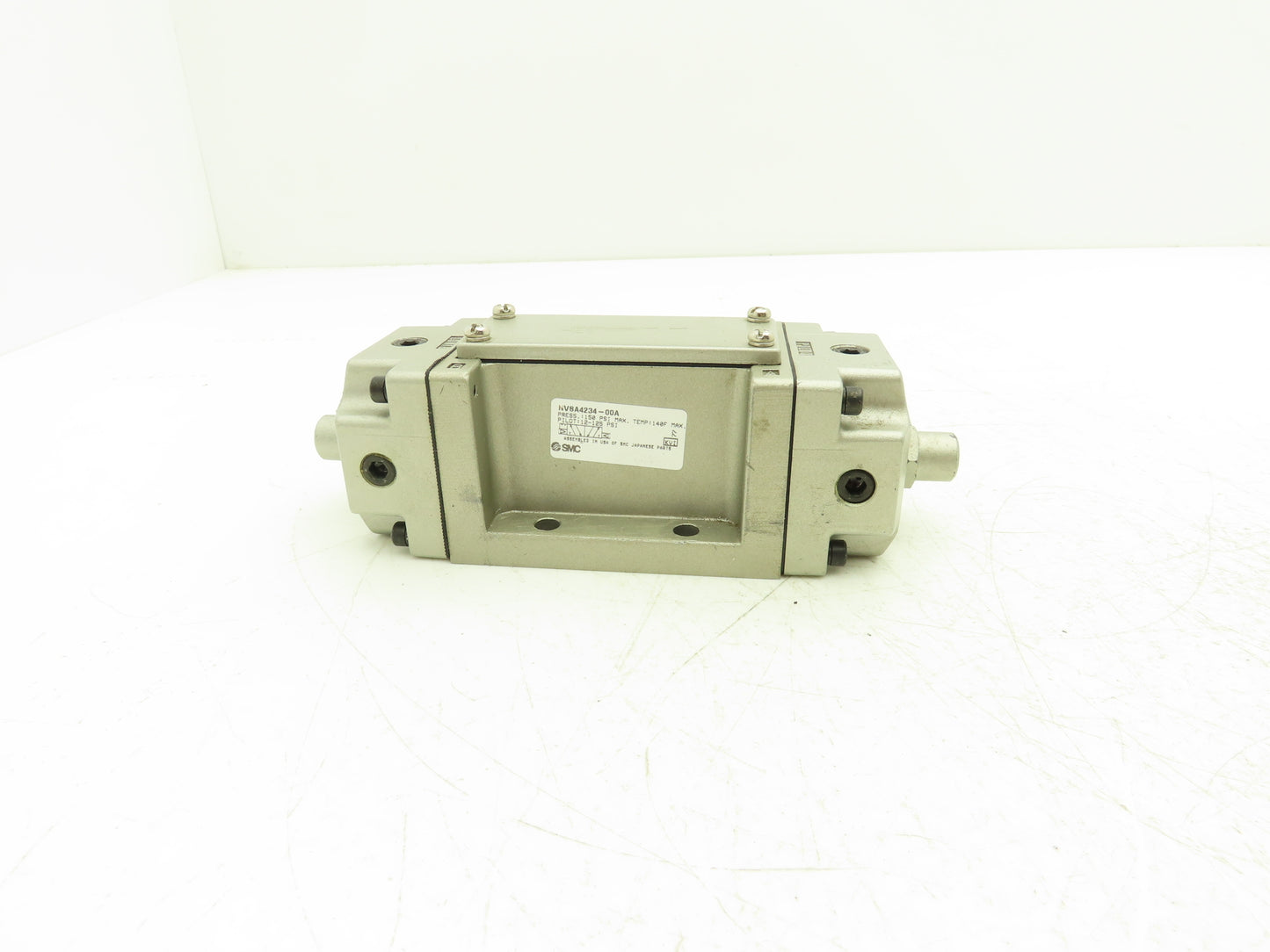 SMC NV8A423400A Pneumatic Air Valve Pilot 12-125psi Max Pressure 150PSI