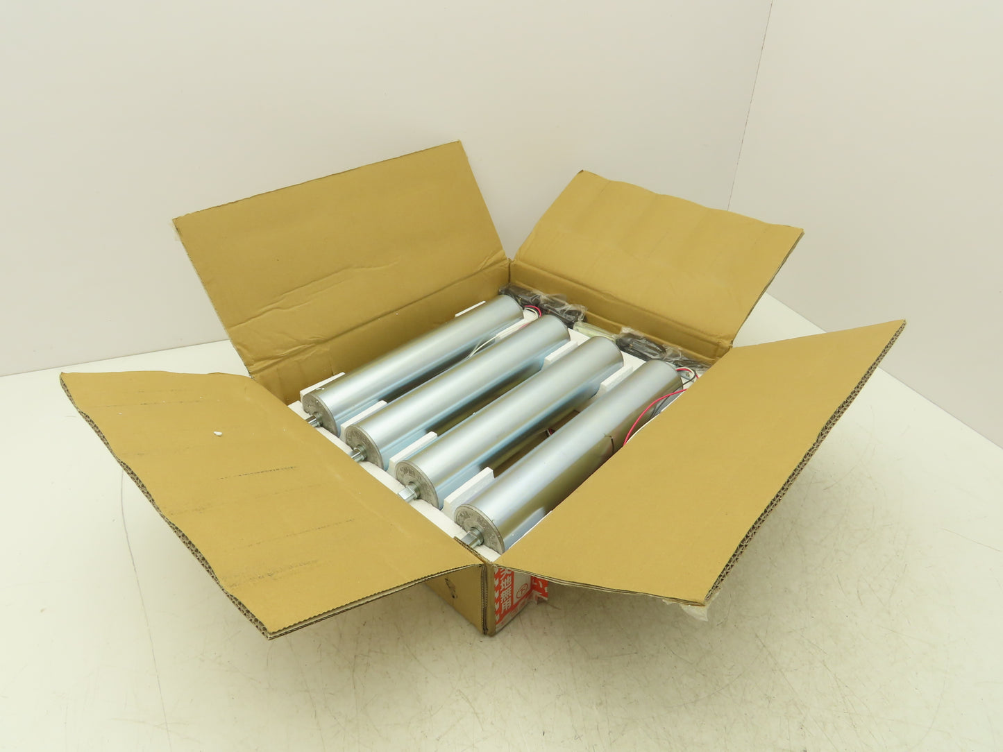 Weston 2RS-570-7-300 Motorized Conveyor Roller 57mm x 300mm 200V 3PH  Lot of 4