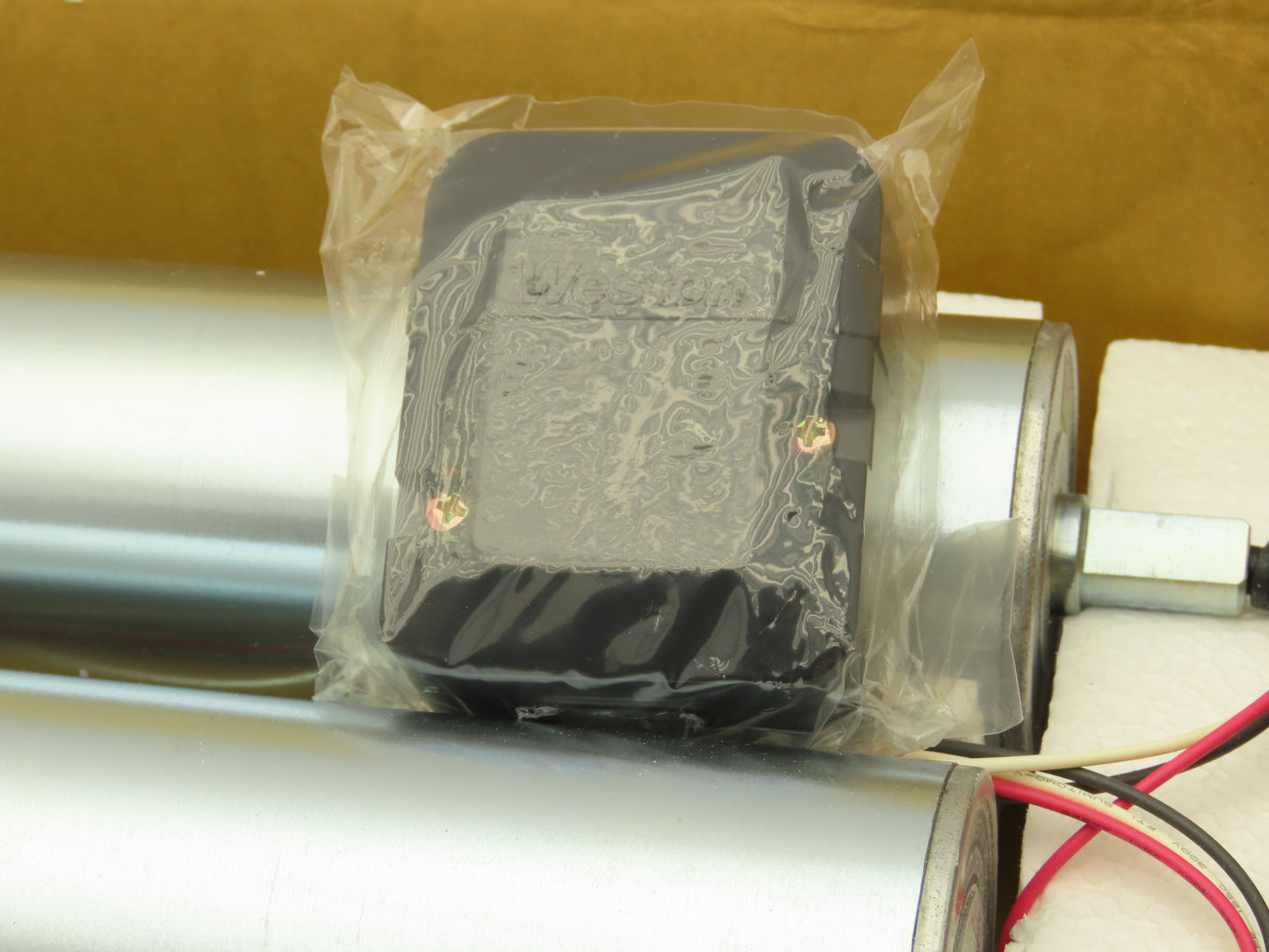 Weston 2RS-570-7-300 Motorized Conveyor Roller 57mm x 300mm 200V 3PH  Lot of 4