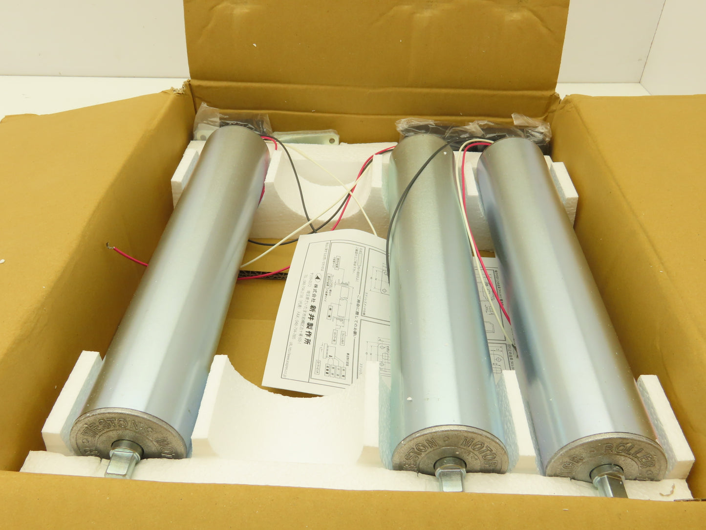 Weston 2RS-570-7-300 Motorized Conveyor Roller 57mm x 300mm 200V 3PH  Lot of 3