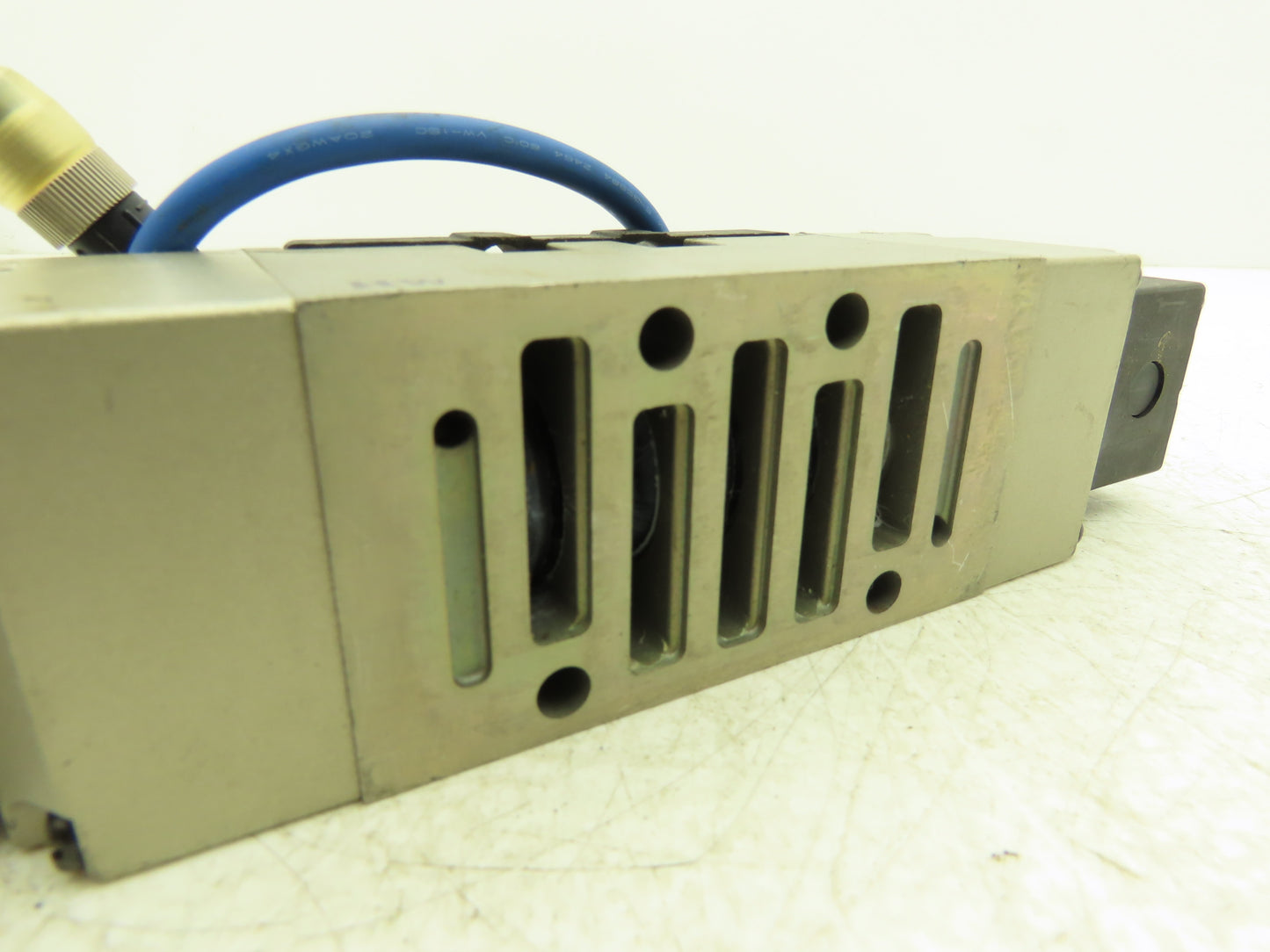 SMC VPN-8-FG-D Pneumatic Air Dual Solenoid Valve 110V