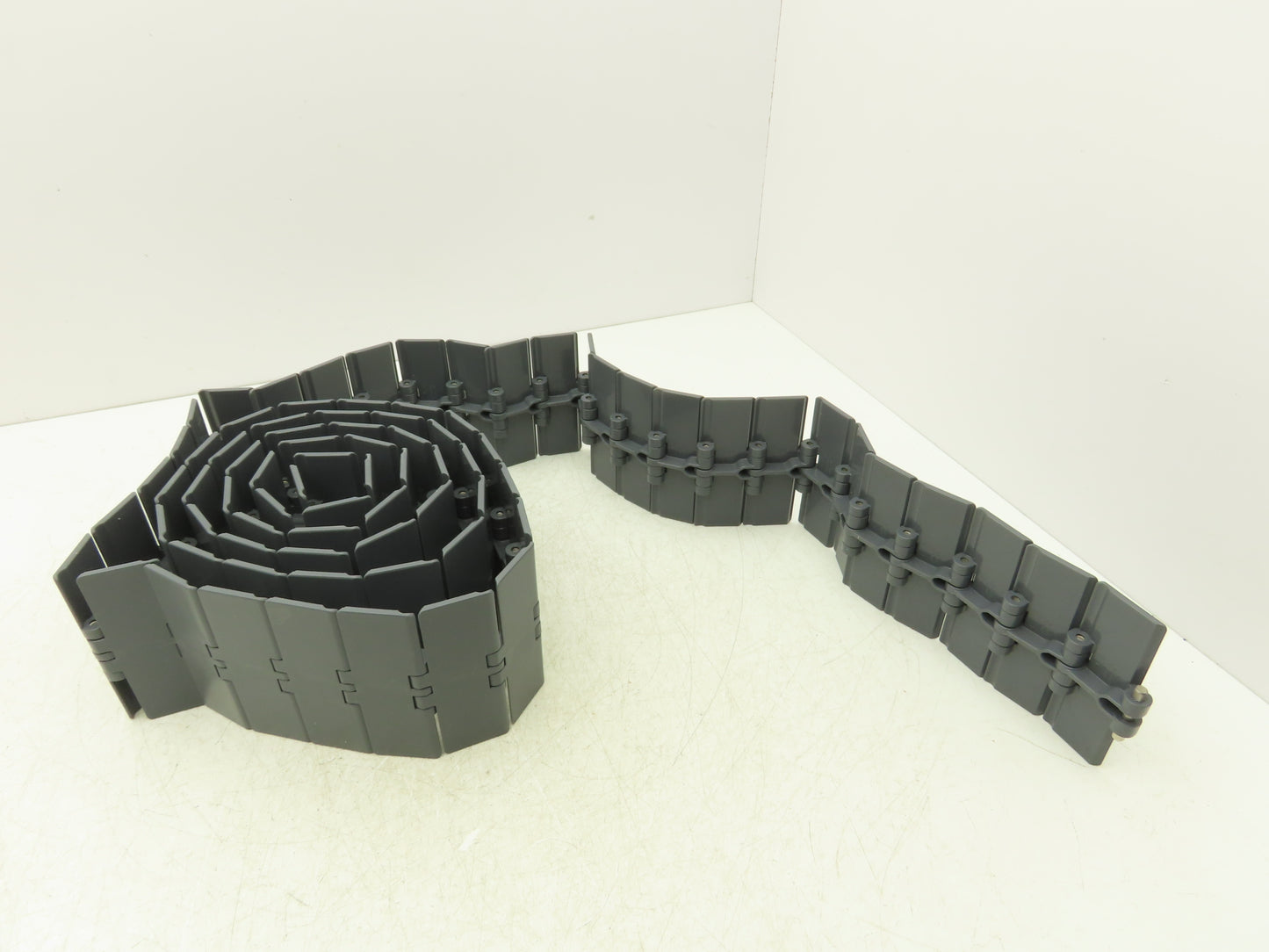 Rexnord CR820-4.5 TableTop Conveyor Chain 4.5"x 10Ft Straight Running Gray