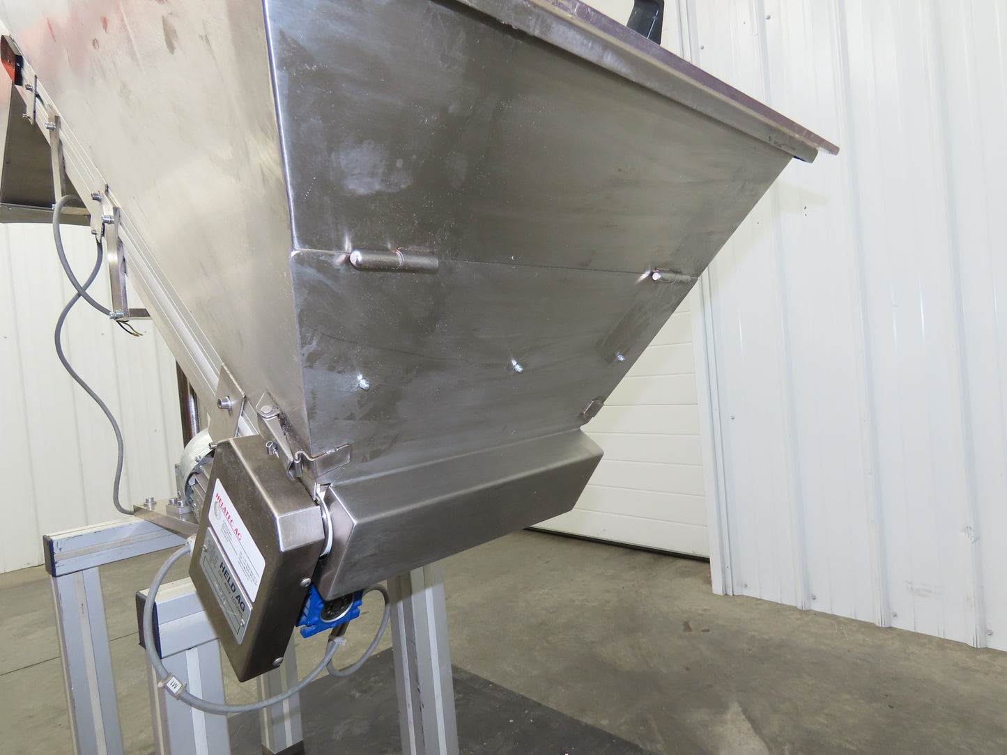 Helatec Held AG Stainless Incline Feed Conveyor 300mm Cleated Belt 64"L 230V 1PH