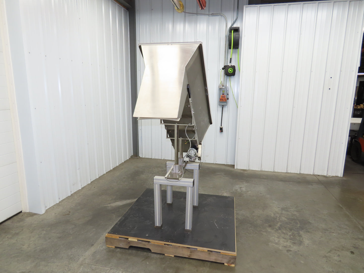 Helatec Held AG Stainless Incline Feed Conveyor 300mm Cleated Belt 64"L 230V 1PH