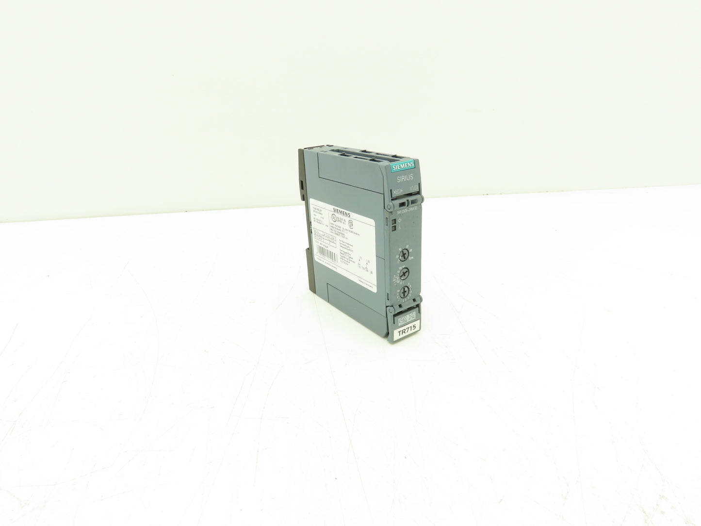 Siemens 3RP25052RW30 Sirius 7-Range Time Delay Relay 24-240V AC/DC 50/60Hz 5A