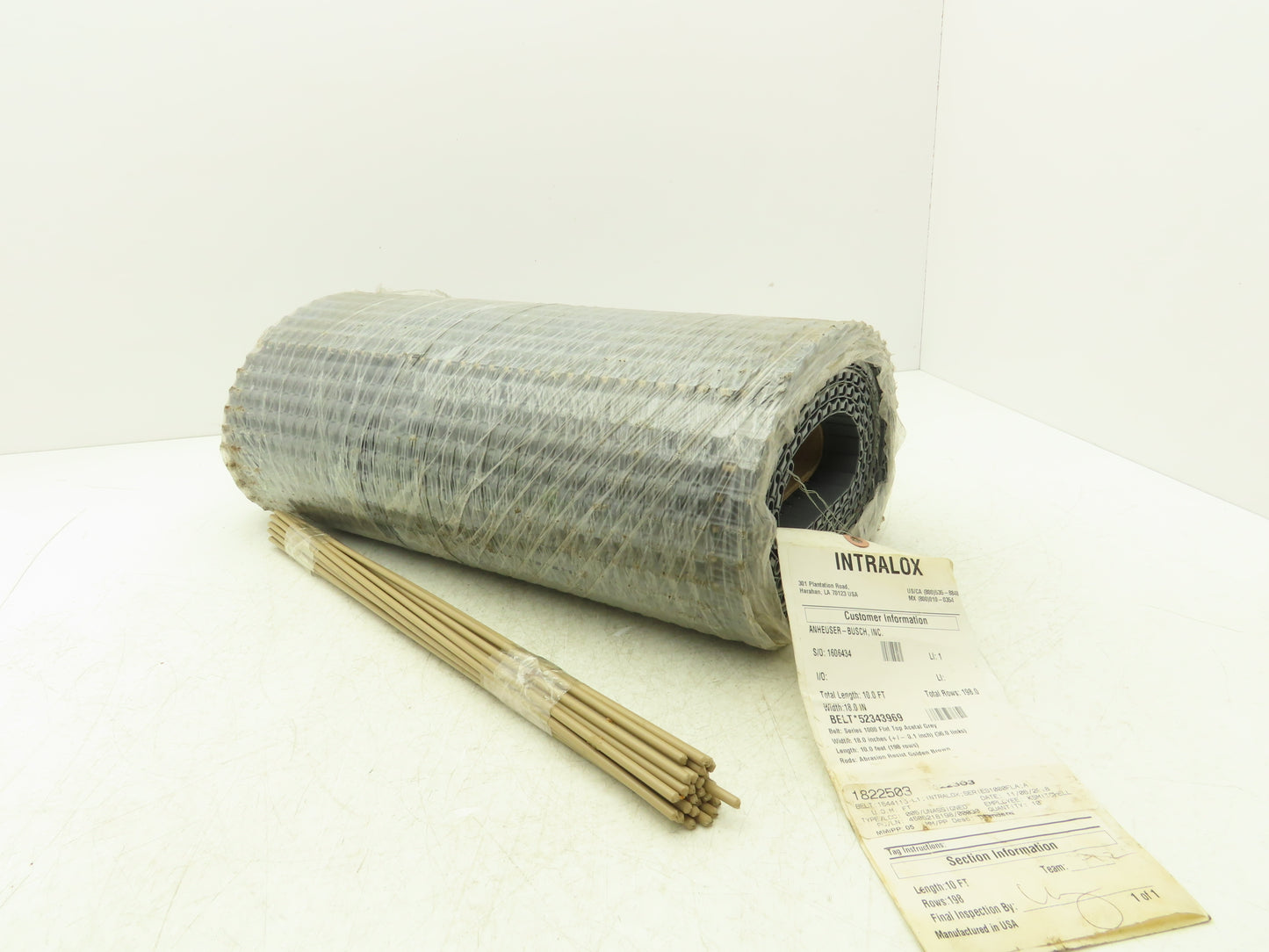 Intralox 1000 Series Flat MatTop Plastic Conveyor Belt Chain 18"W x 10'L Gray