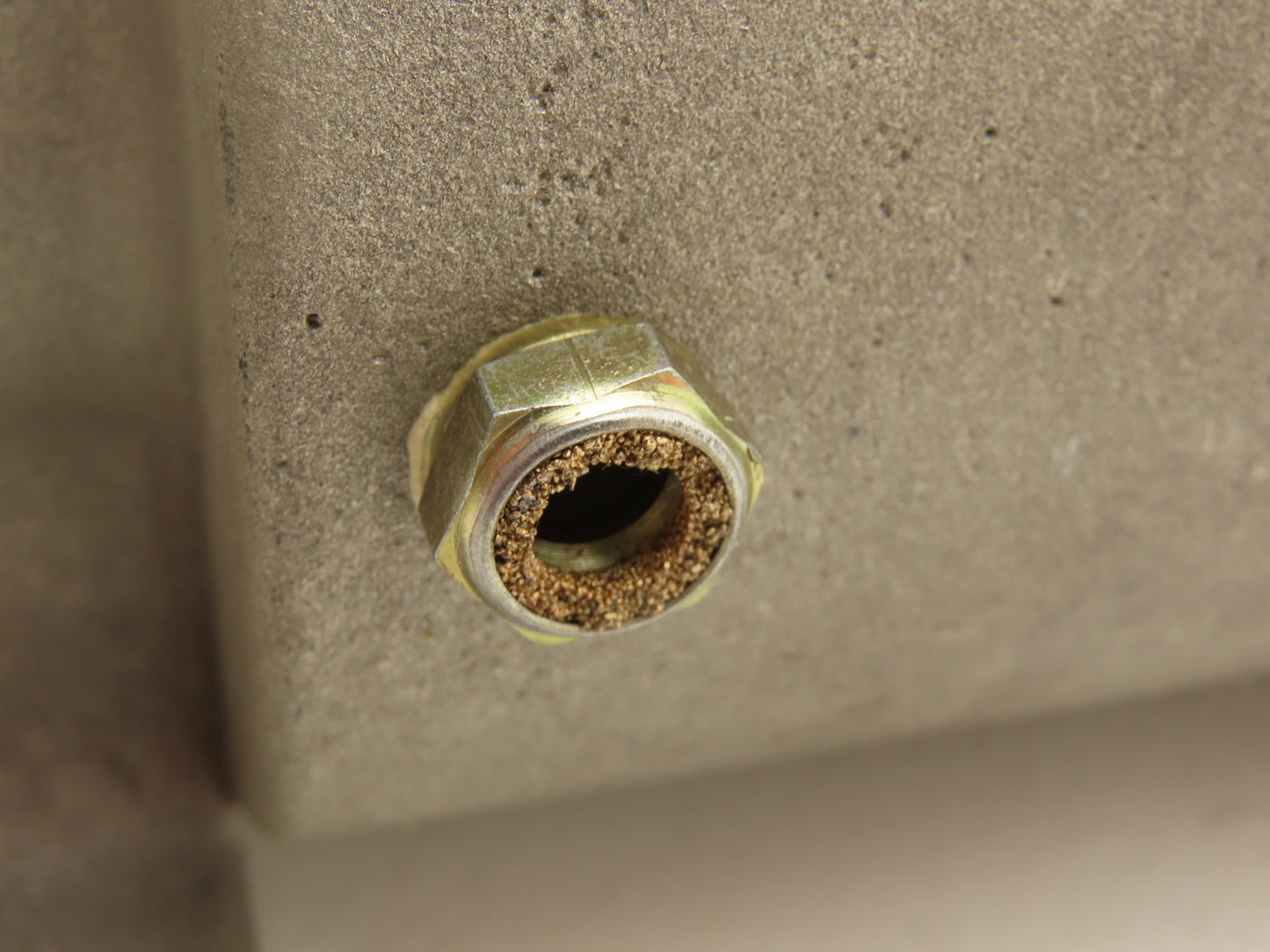 Lubriquip 140-000-171 Pneumatic Lubrication Pump 3/8"NPT In-1/4"NPT Out 150 PSI