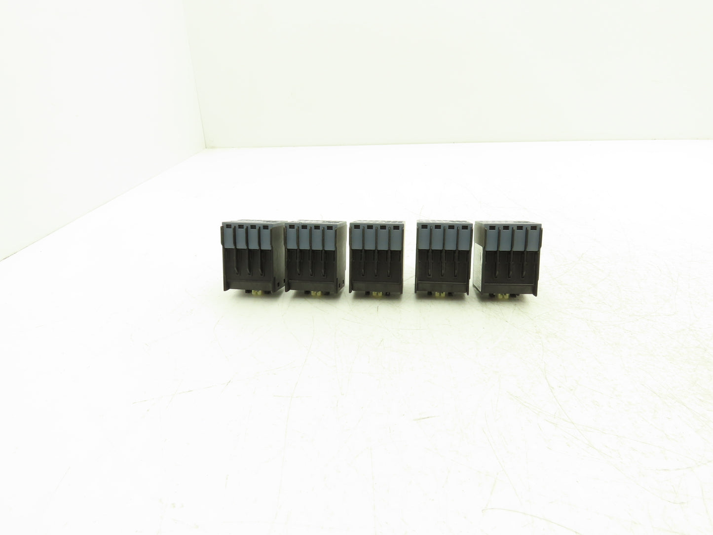 Siemens Contactor Relay Auxiliary Contact Switch Block 2NO + 2NC Lot of 5