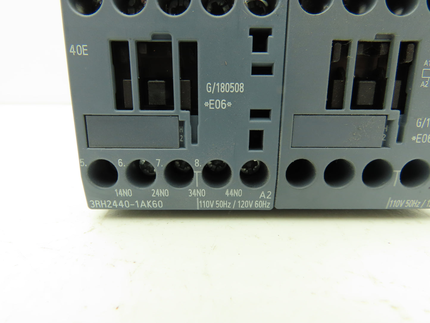 Siemens 3RH2440-1AK60 Latched Contactor Relay 4NO 110/120VAC Frame Size S00