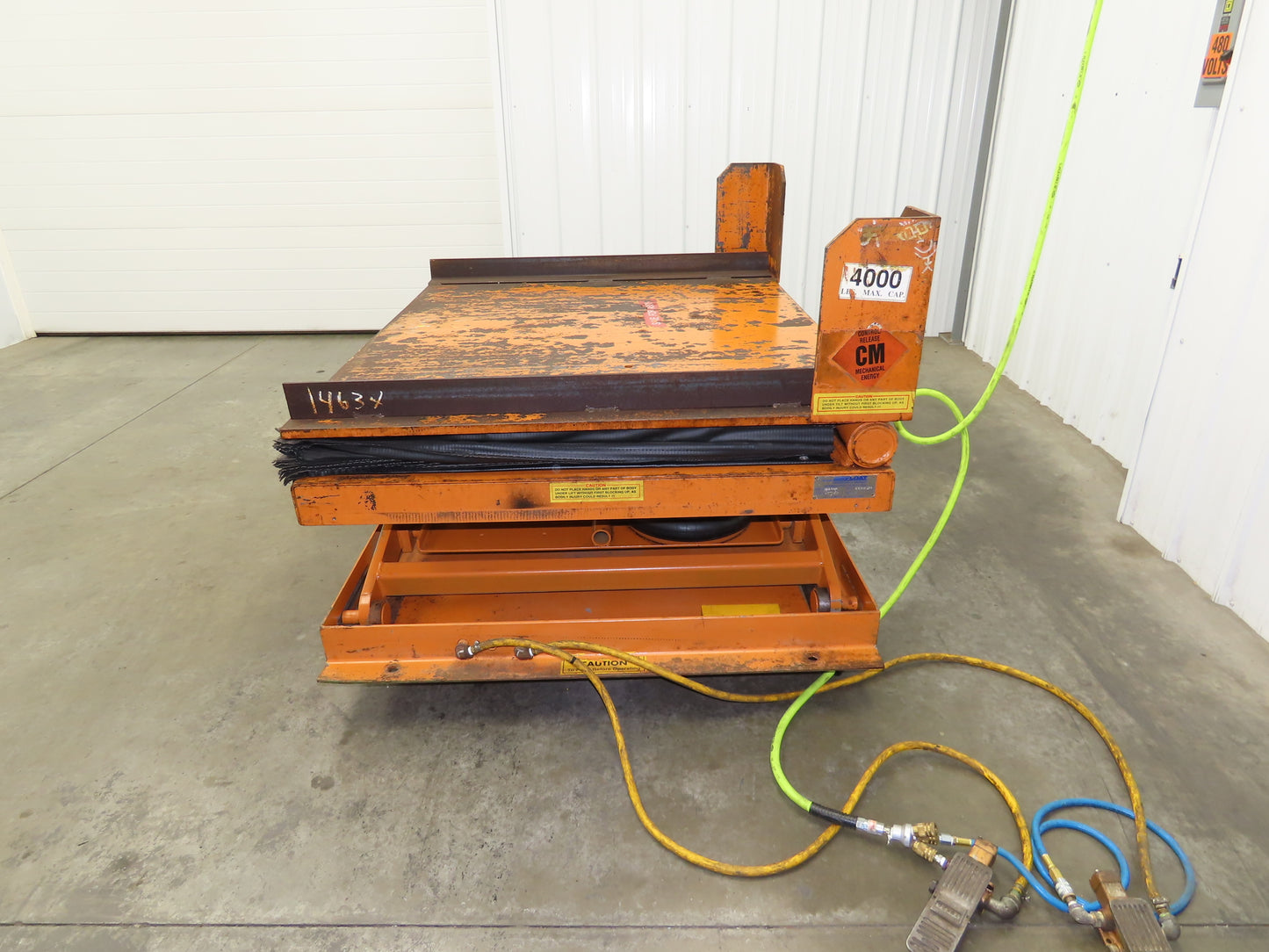 Airfloat Pneumatic Lift Tilt Table Tote Tipper 4000lbs 30° Degree 60x48" Top