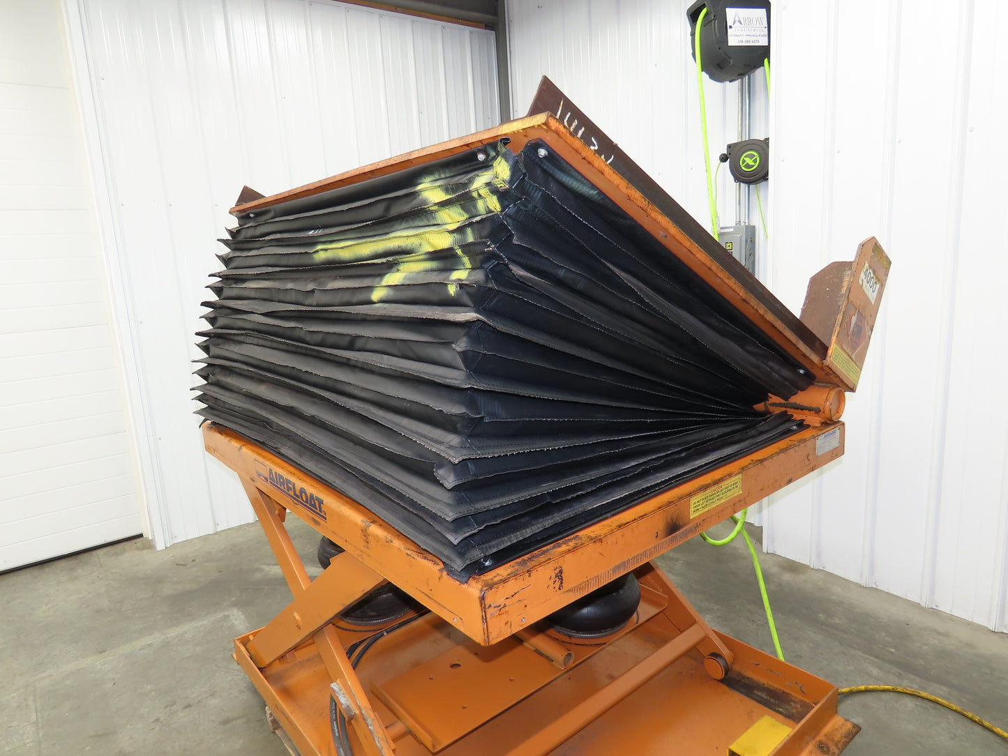 Airfloat Pneumatic Lift Tilt Table Tote Tipper 4000lbs 30° Degree 60x48" Top