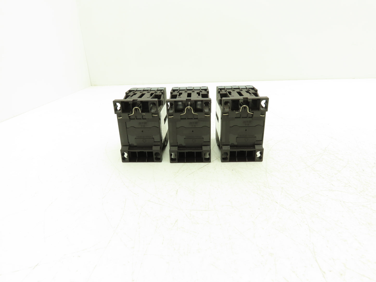 Siemens 3RH2131-2AK60 SIRIUS Contactor Relay 3NO + 1NC 120VAC Size S00 Lot of 3
