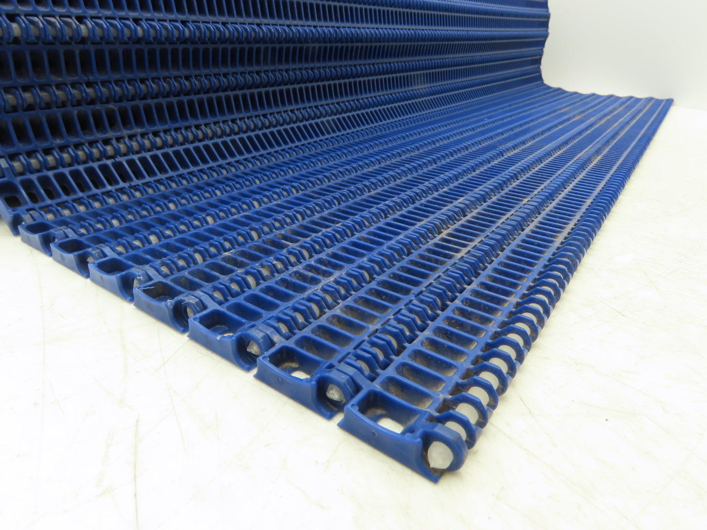 Intralox 900 Series Flush Open Grid Plastic Conveyor Belt 755mm x 12' 5" Blue