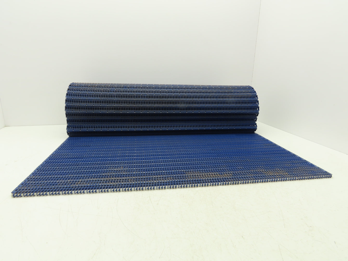 Intralox 900 Series Flush Open Grid Plastic Conveyor Belt 755mm x 12' 5" Blue