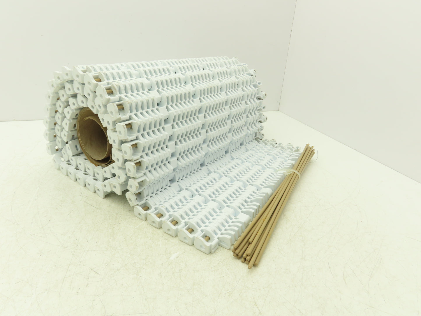 Intralox Open Grid Radius Curve Conveyor Belt 15"W x 60"L White w/Edge Bearings