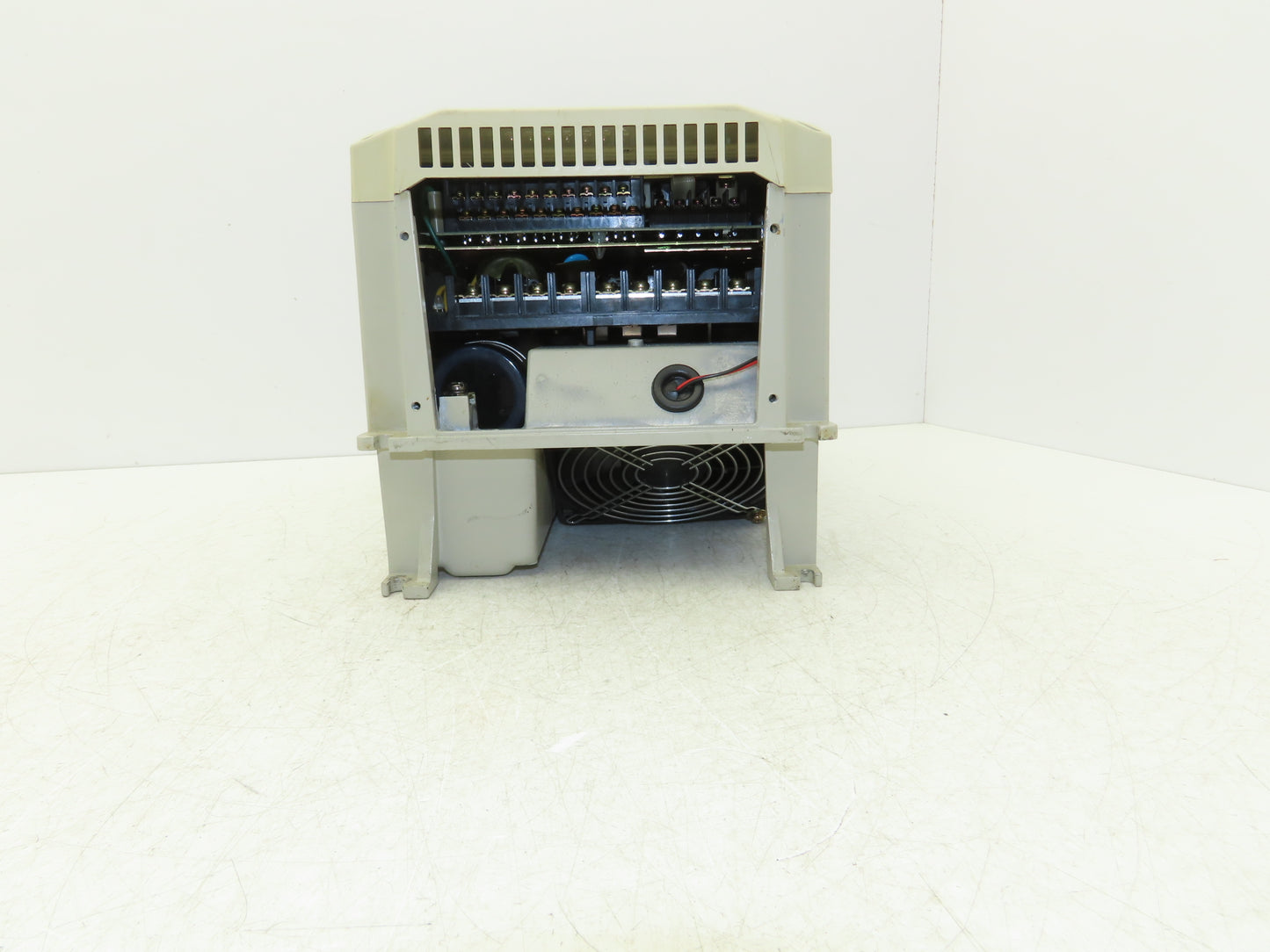 Magnetek DS308 VFD Haas Spindle AC Servo Drive 10Hp 230VAC 3Ph Spec 25P51F