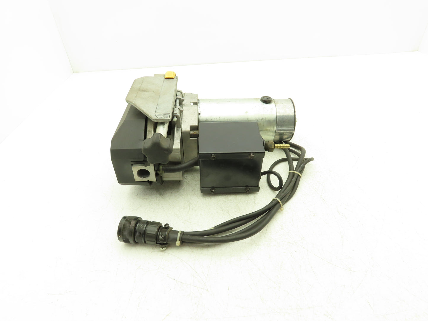 Miller/Stature 5076-011 Welder Wire Motor Feeder 115VDC With 0.040V Rollers