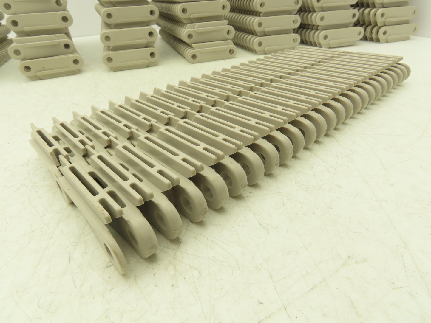 Rexnord 5997 MatTop Raised Rib Plastic Conveyor Belt Chain 12"W x 86"L 37 Links