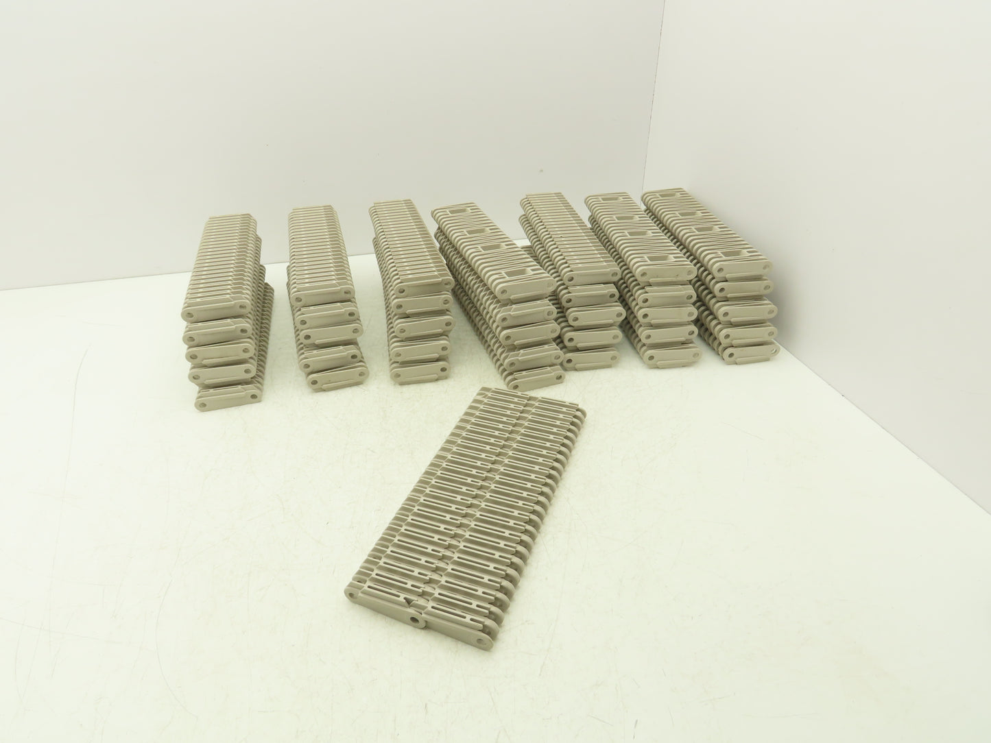 Rexnord 5997 MatTop Raised Rib Plastic Conveyor Belt Chain 12"W x 86"L 37 Links