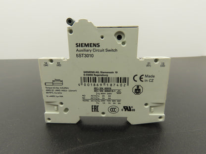 Siemens 5ST3010 Sentron Miniature Circuit Breaker Auxiliary Switch Lot of 13