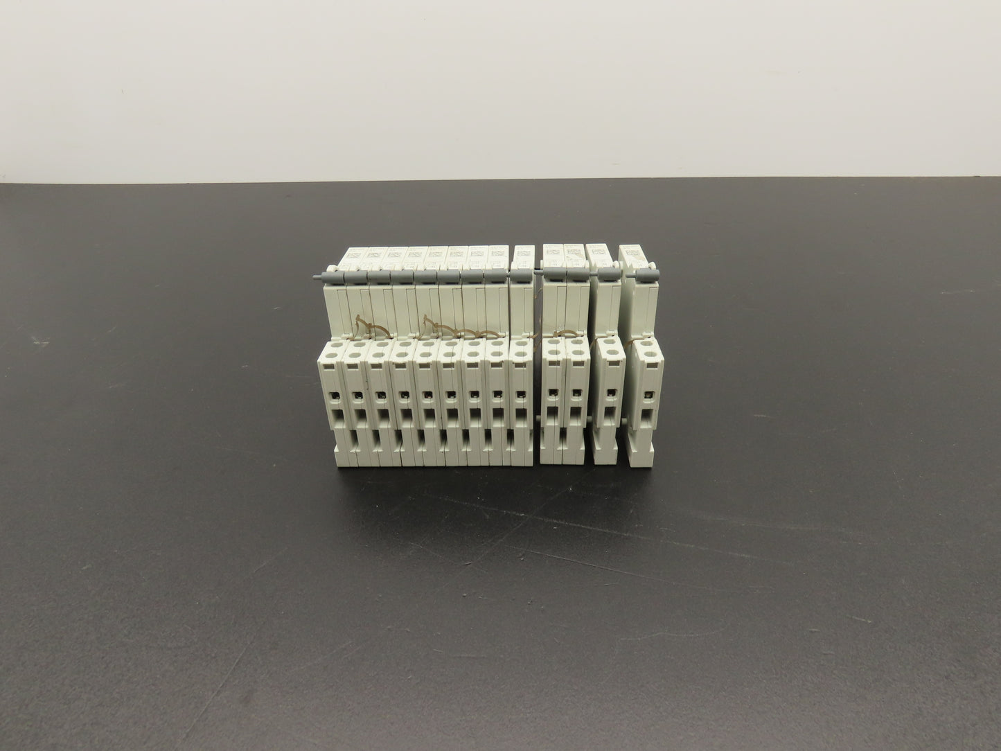 Siemens 5ST3010 Sentron Miniature Circuit Breaker Auxiliary Switch Lot of 13