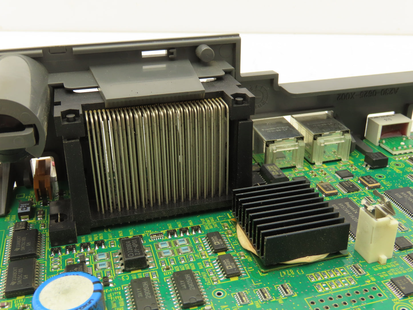 Fanuc A16B-3200-0730/06A Printed Circuit Board PCB Main Control Module Slot Rack