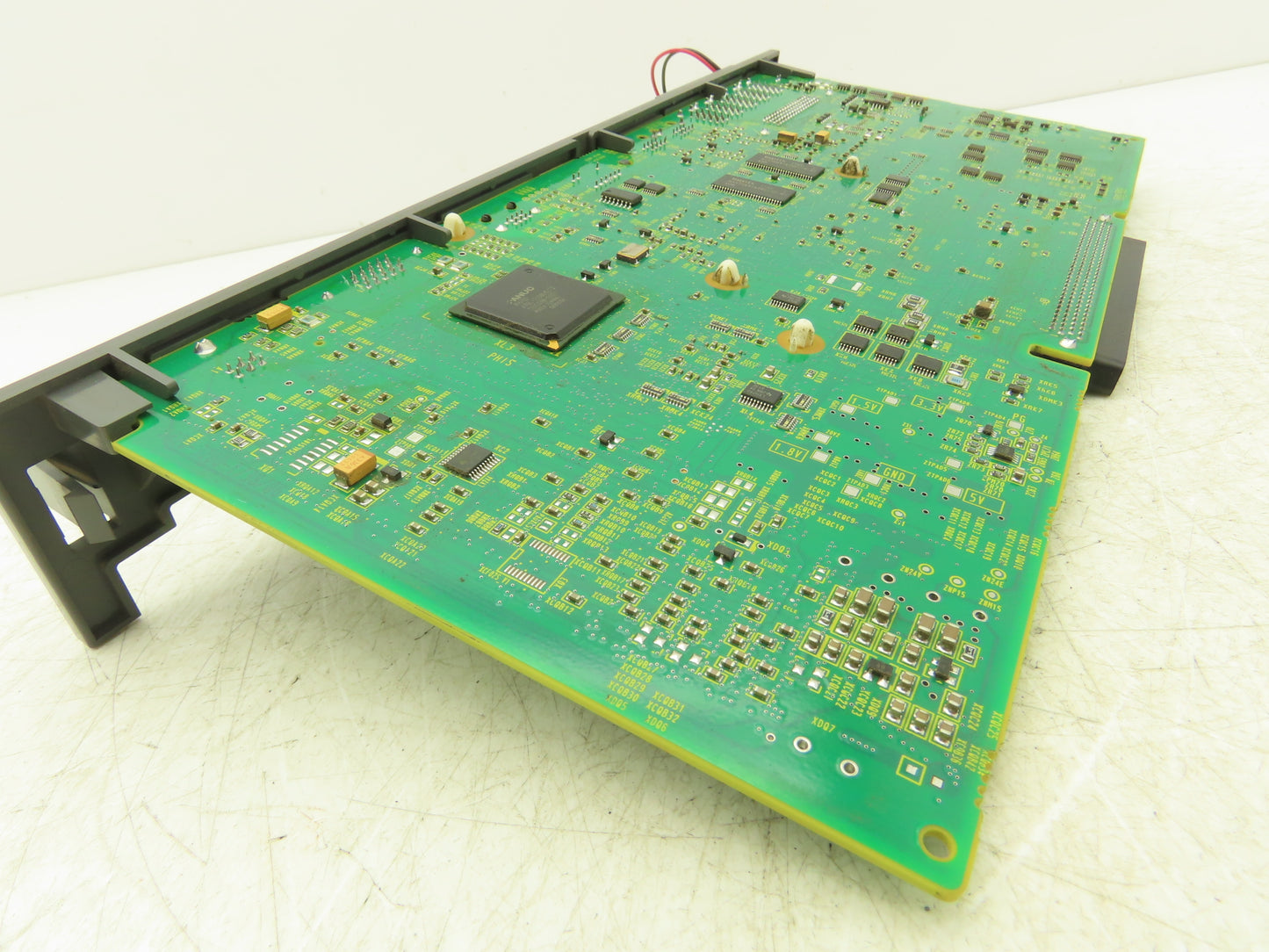 Fanuc A16B-3200-0730/06A Printed Circuit Board PCB Main Control Module Slot Rack