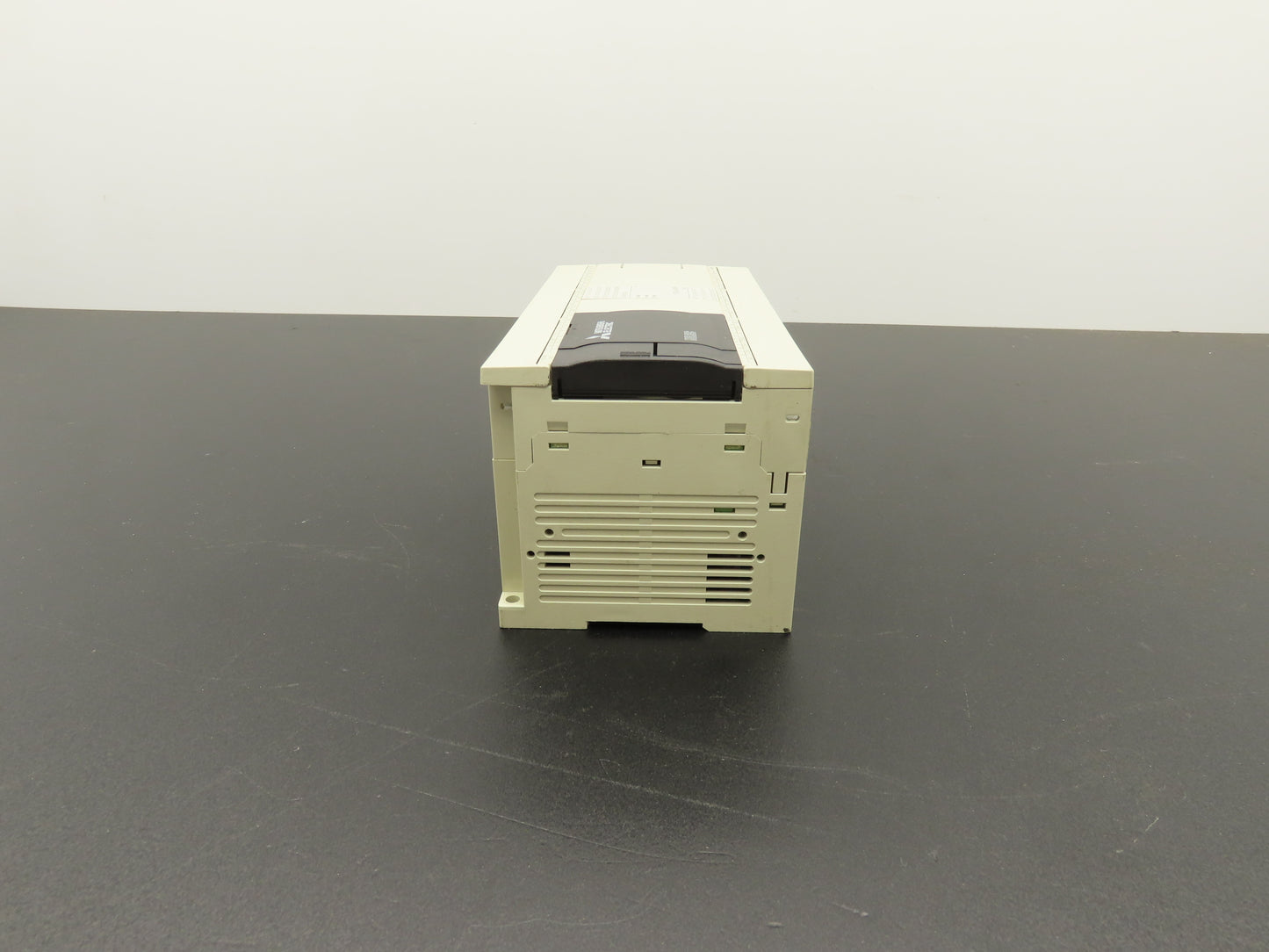 Mitsubishi Electric FX3GA-60MR-CM MELSEC Programmable Logic Controller 100-240V