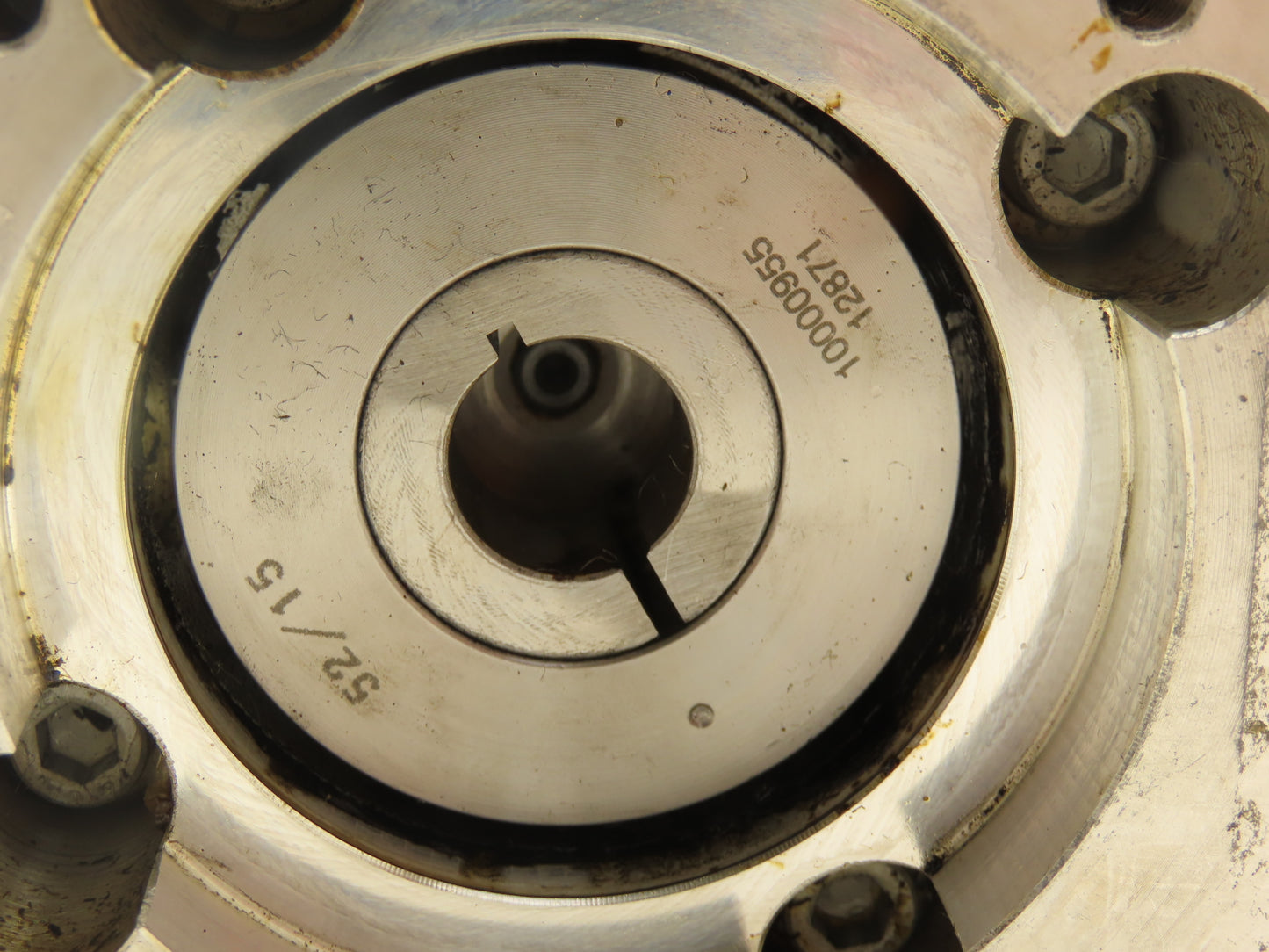 Wittenstein LP090S-MF1-10-1G1-3S Speed Reducer 10:1 Input 5/8" Output 7/8"