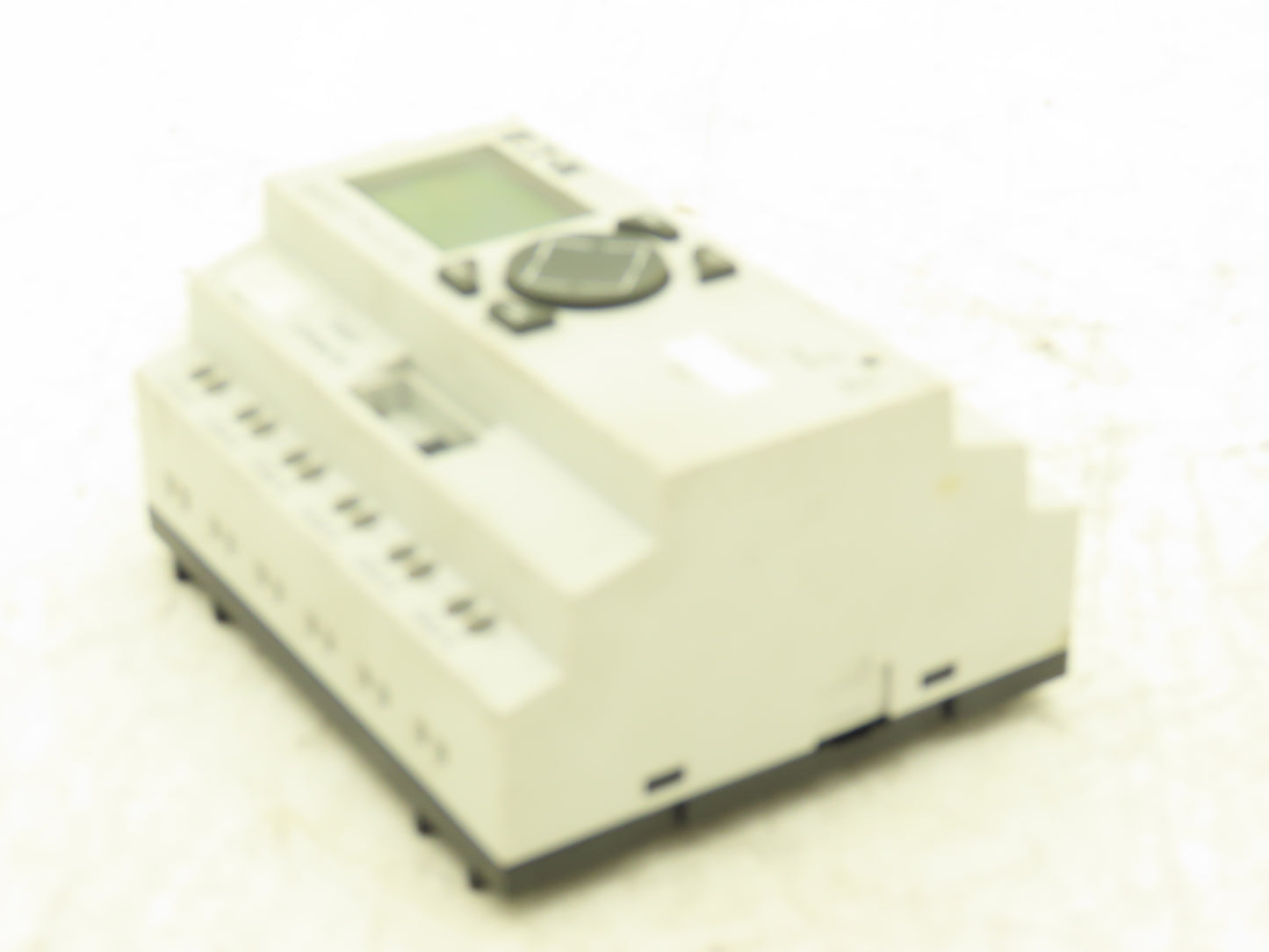 Eaton EASY719-DC-RC  Moeller Smart Programmable Relay Clock & Display 24VDC 8A