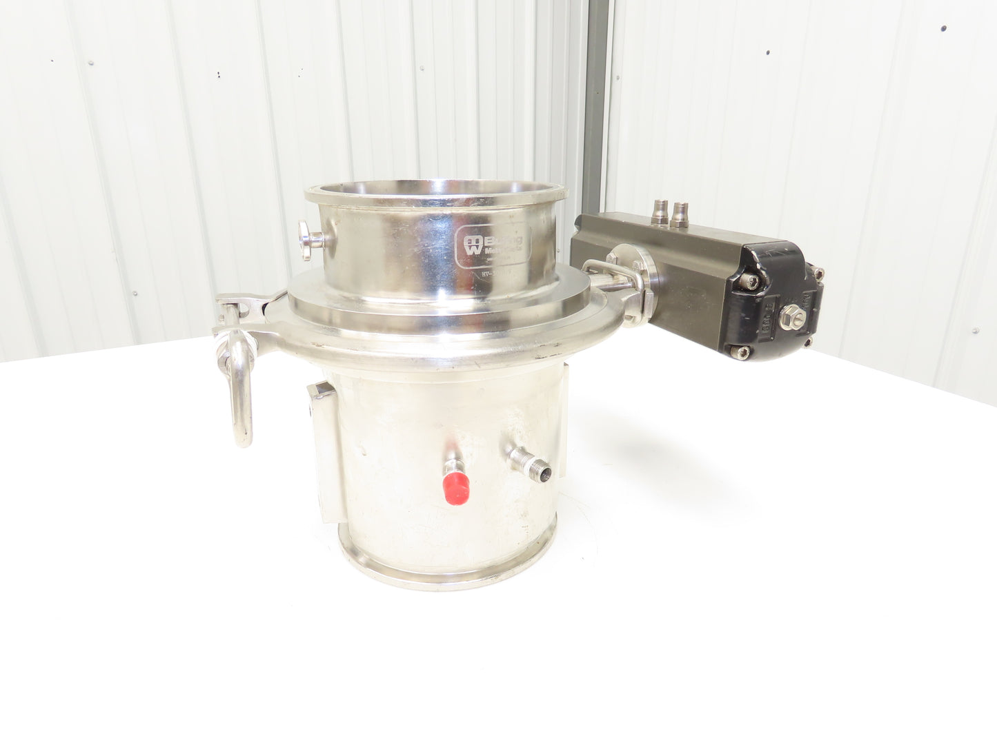 Bulling Metal Works 304-CCS Stainless Butterfly Valve 6" Tri-Clamp w/Actuator