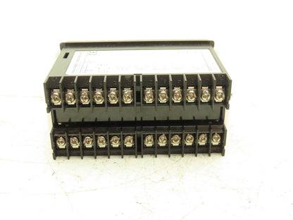 Omron E5EC-QR2ASM-800 Digital Temperature Controller 250VAC Ver 2.1 Lot of 4