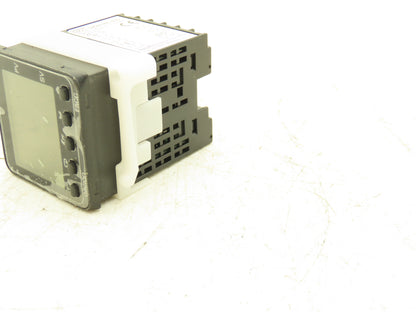 Omron E5CC-QX2ASM-800 Digital Temperature Controller 250VAC Ver 2.1 Lot of 6