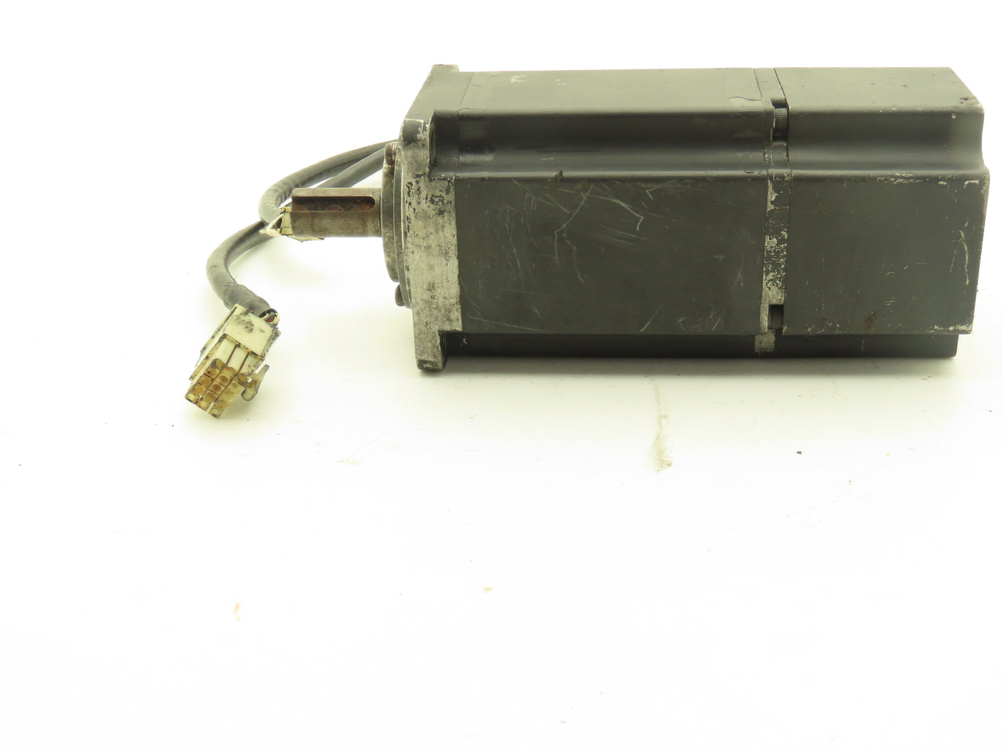 Yaskawa SGM-08AWF-J73 Servo Motor 750W 4.4A 200VAC