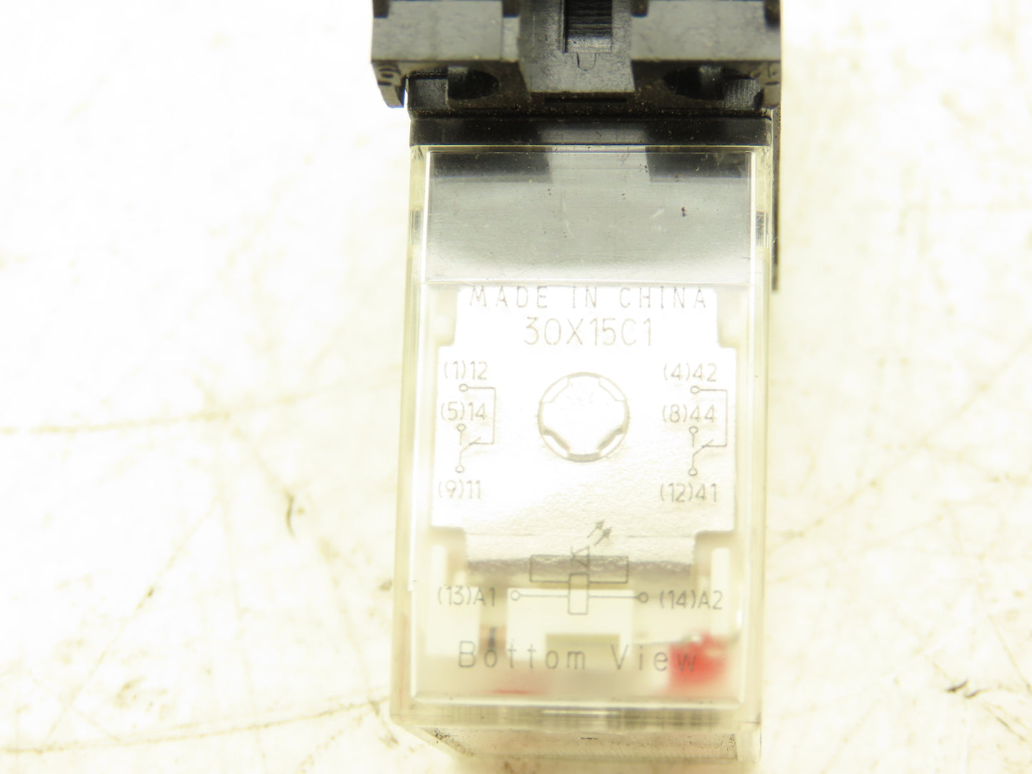 Omron MY2N-GS Relay 8-Pin 2 Pole LED Indicator 220/240VAC Coil w/ Base Lot of 42