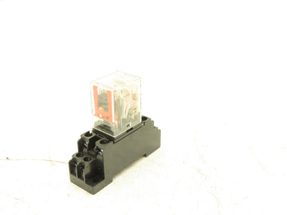 Omron MY2N-GS Relay 8-Pin 2 Pole LED Indicator 220/240VAC Coil w/ Base Lot of 42