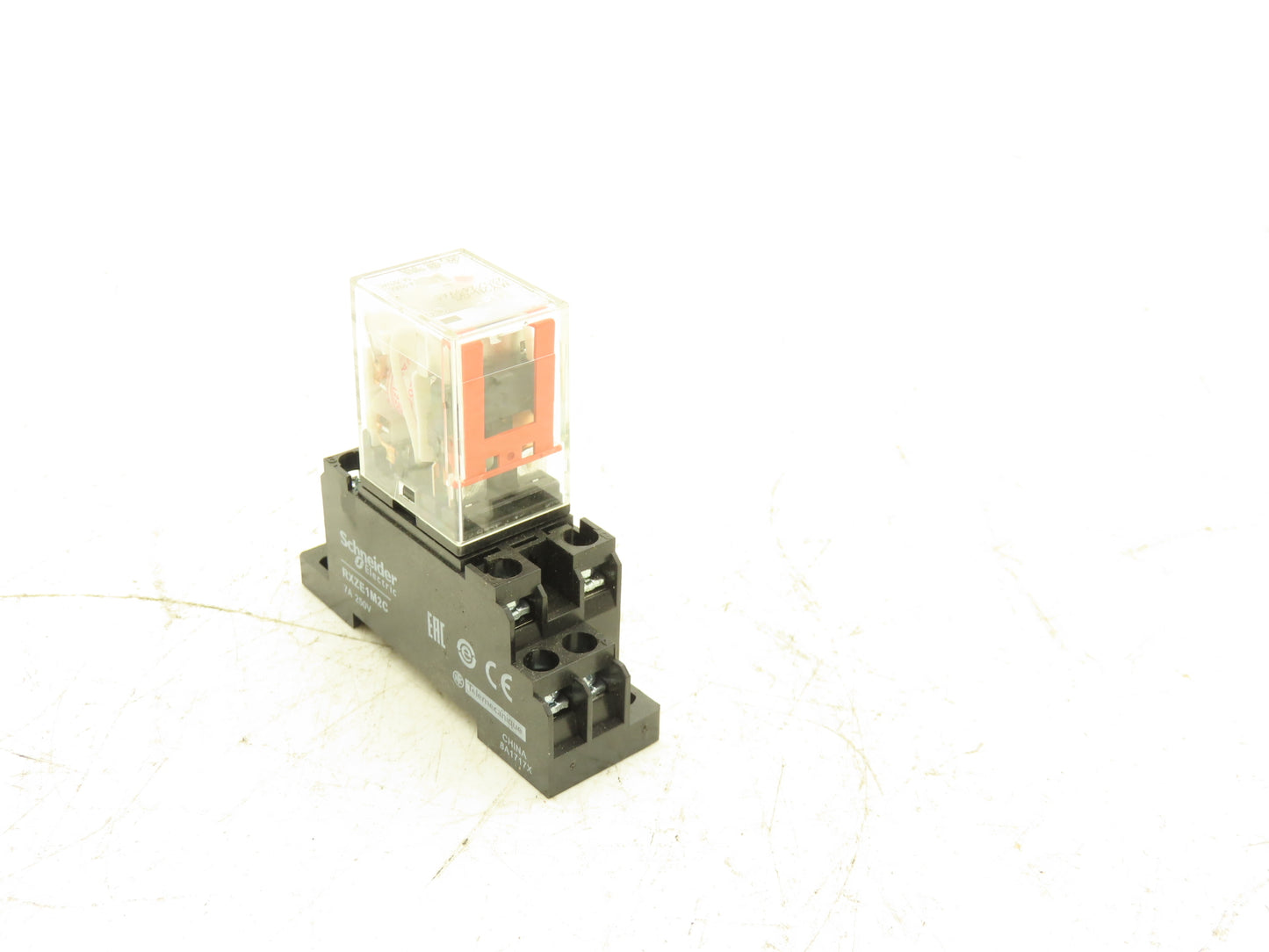 Omron MY2N-GS Relay 8-Pin 2 Pole LED Indicator 220/240VAC Coil w/ Base Lot of 42