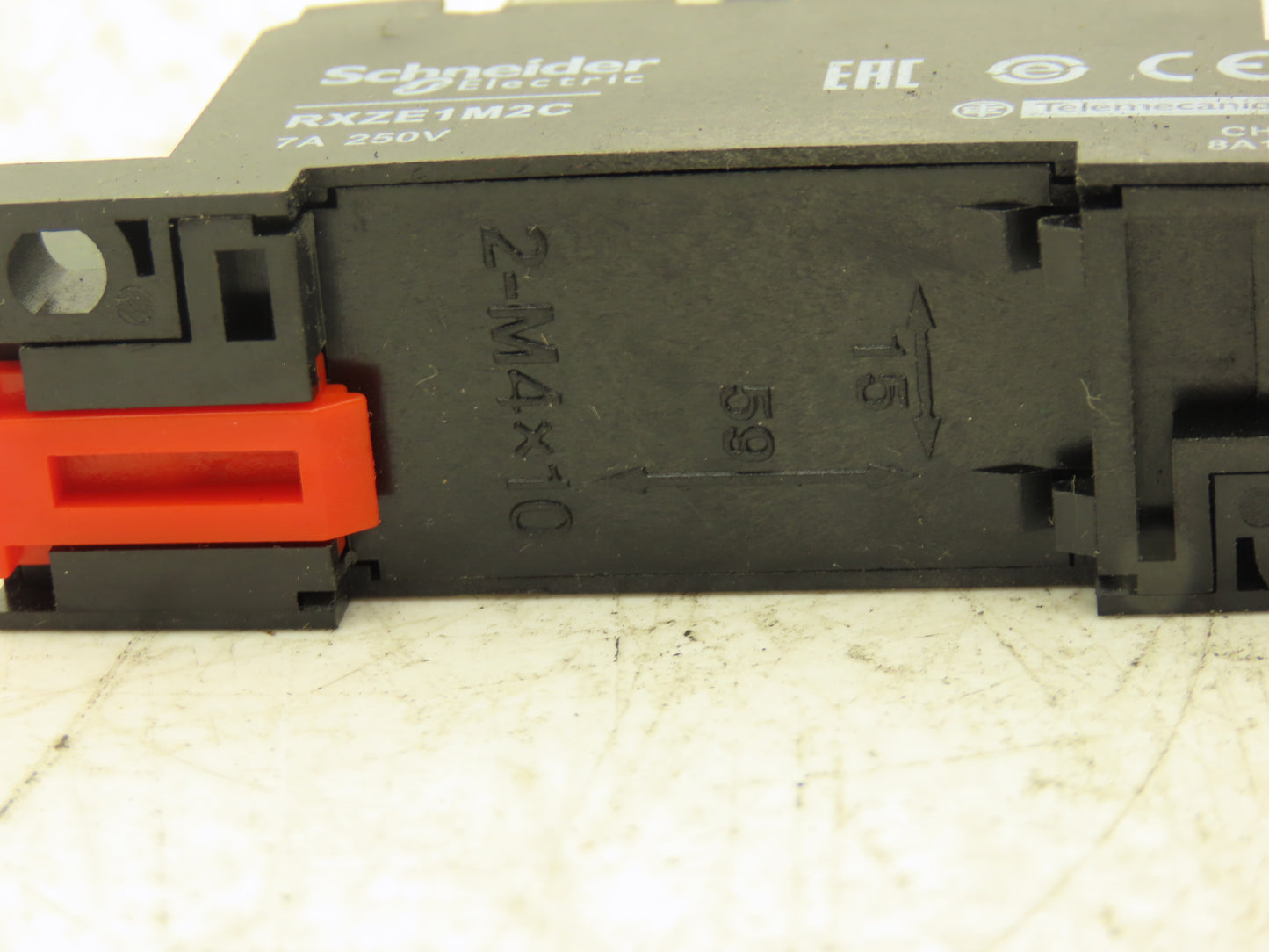 Omron MY2N-GS Relay 8-Pin 2 Pole LED Indicator 220/240VAC Coil w/ Base Lot of 42