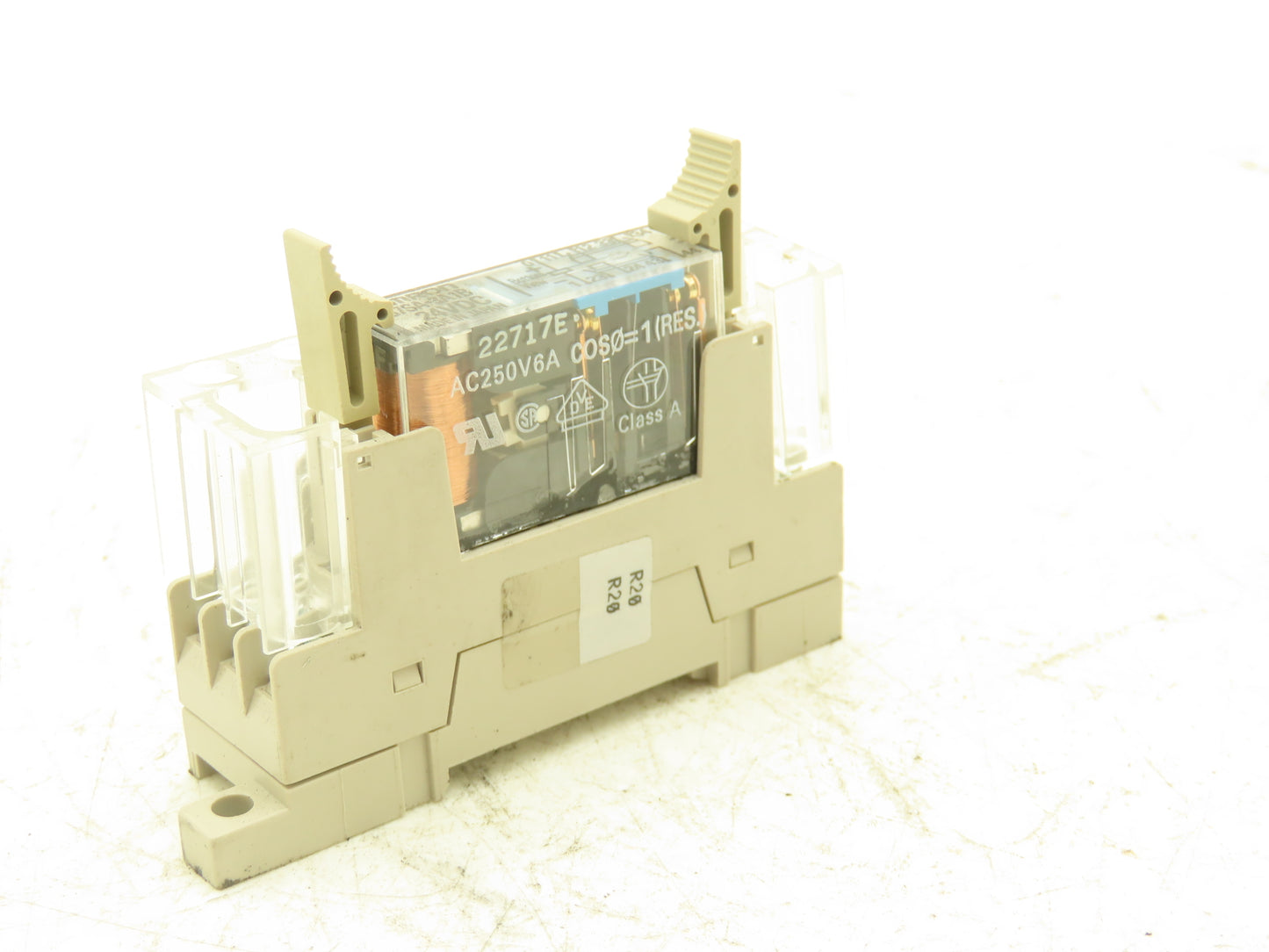 Omron G7SA-3A1B Relay W/Base 6A 30vdc 250vac 24v Coil Lot of 15