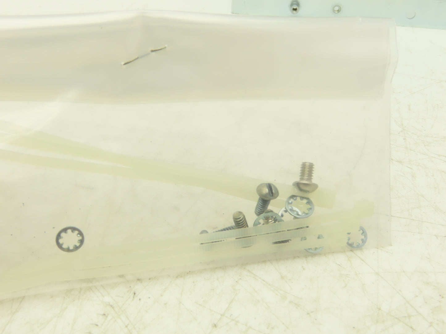 Magnetrol 030-2133-001 Ez Modulevel Printed Circuit Board PCB With Bracket