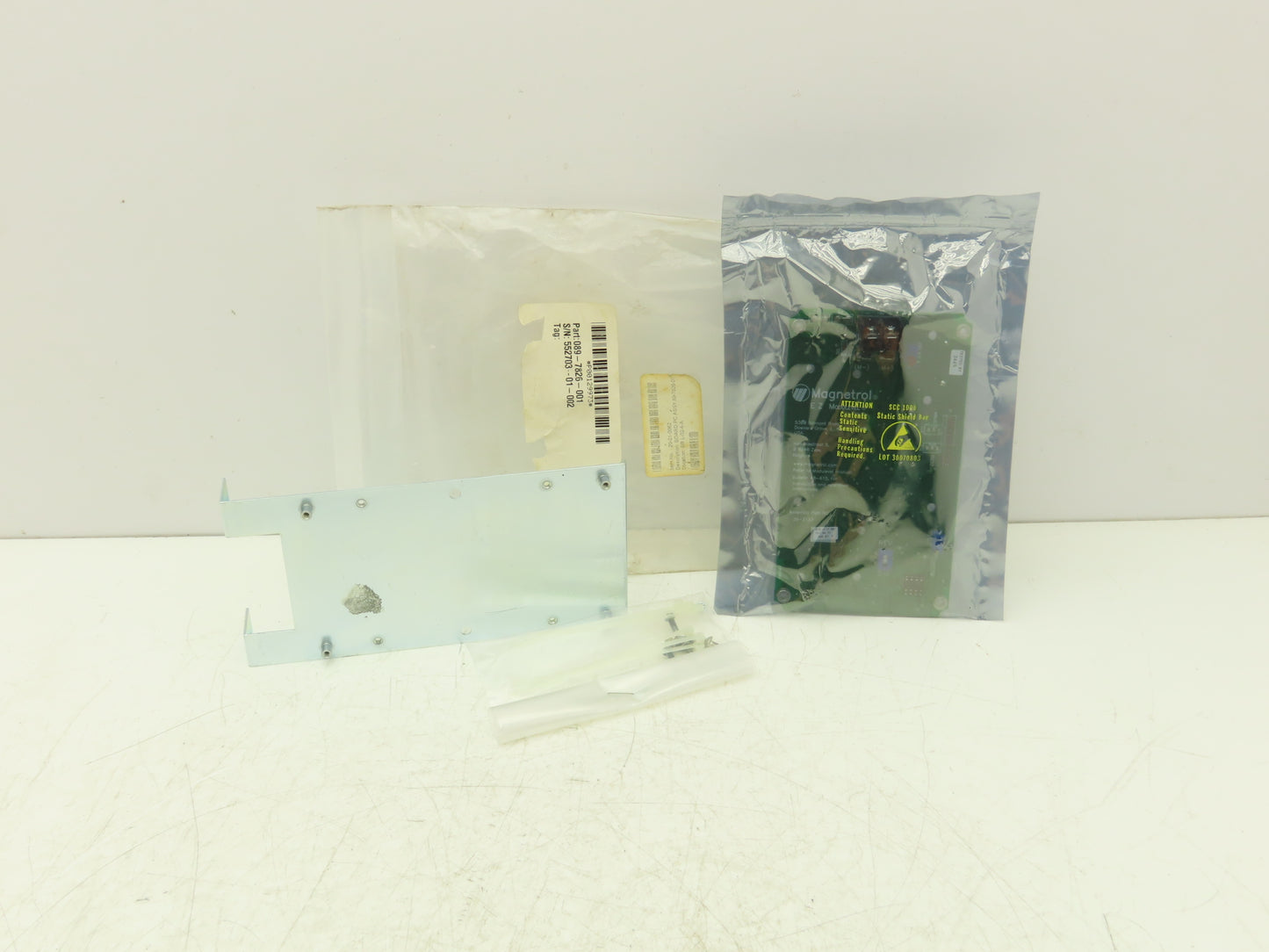 Magnetrol 030-2133-001 Ez Modulevel Printed Circuit Board PCB With Bracket