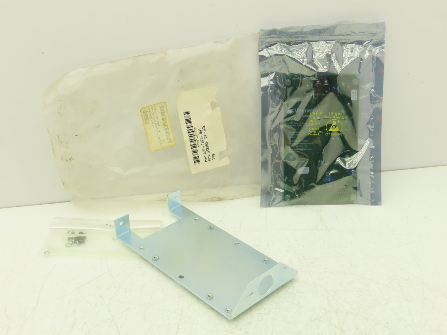 Magnetrol 030-2133-001 Ez Modulevel Printed Circuit Board PCB With Bracket