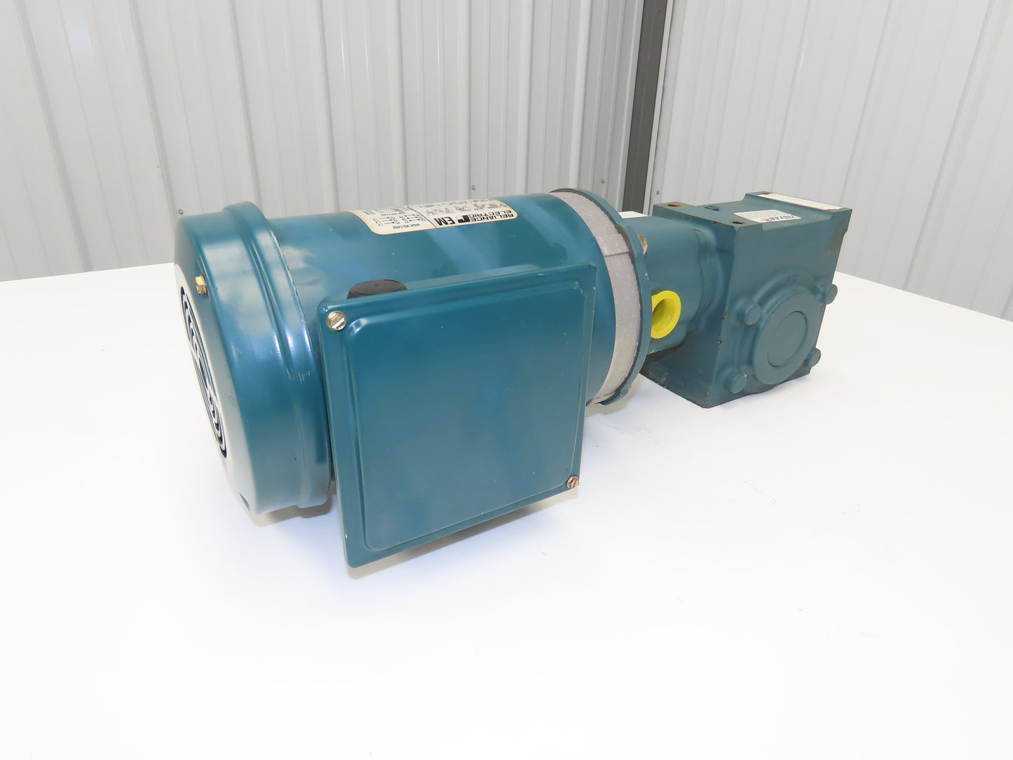 Reliance P14G9256H Gearmotor 12:1 Tigear Reducer 144rpm 1Hp 230/460V 143TC LH