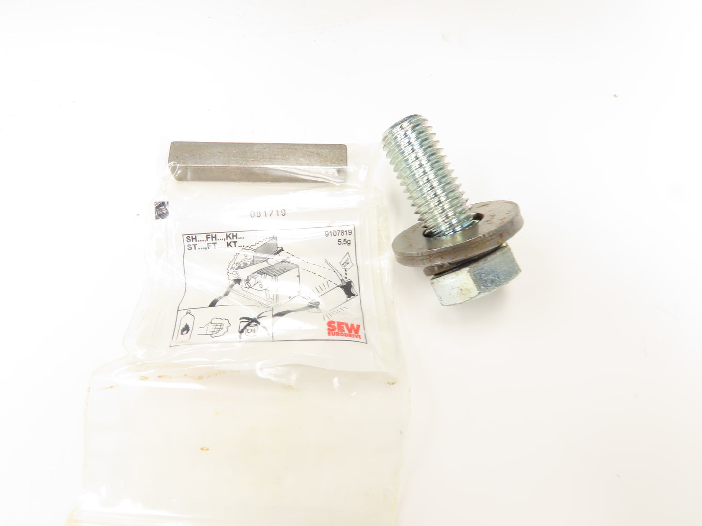 Sew Eurodrive KAZ57DT100LS4 Gearmotor 45rpm 38.5:1 3Hp 230/460V 1.5"Hollow Shaft