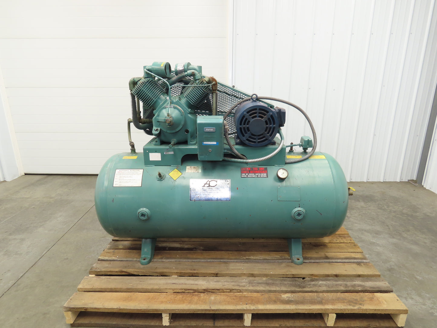 Champion HR10-12 Piston Air Compressor Pump 33CFM 25Hp 230/460V 3Ph 120G Tank
