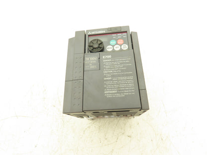 Mitsubishi FR-E710W-050-NA E700 VFD AC Inverter 0.75kW 100-115VAC 19.9A 1PH